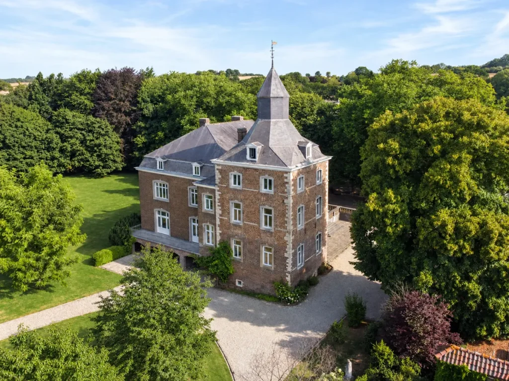 001-Kasteel-Nijswiller-1200x899